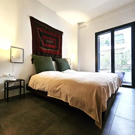An Elegant Apartment At The Foot Of The Acropolis Athens Exterior photo