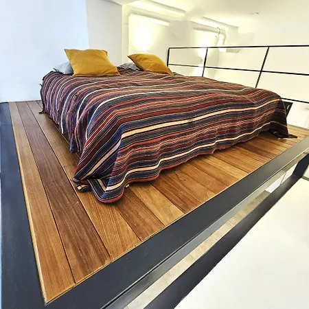 An Elegant Apartment At The Foot Of The Acropolis Athens Exterior photo